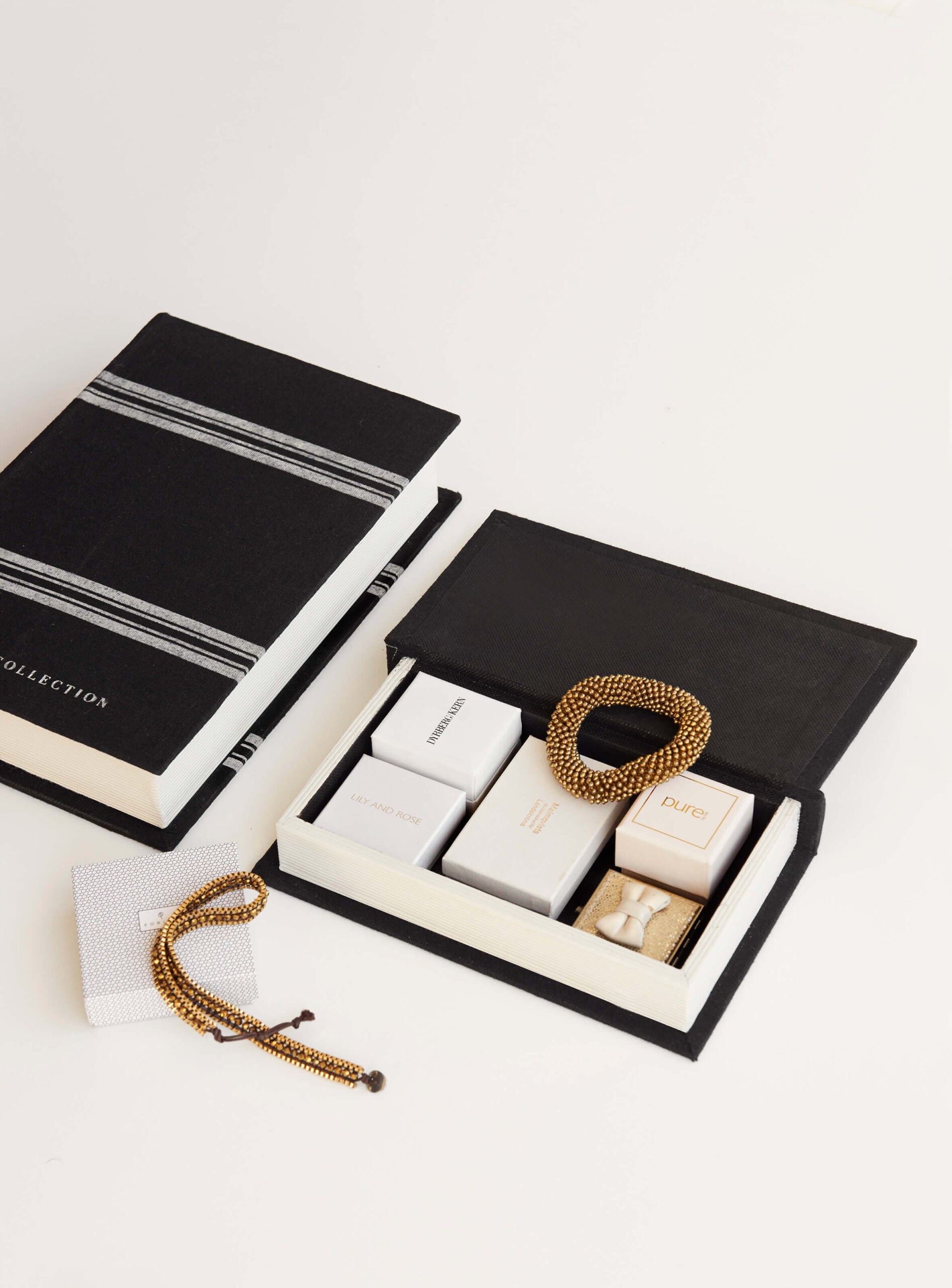 Coffee Table Books als Aufbewahrungsbox - aus schwarzem Leinen 2er Set