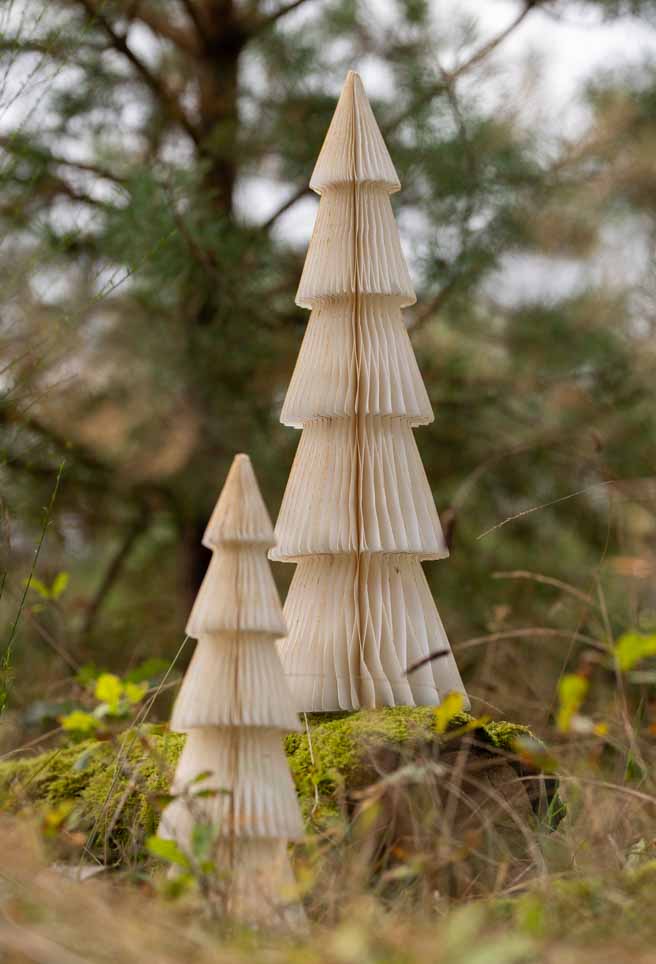 Weihnachtsbaum aus Papier creme/ off-white mit Glitter