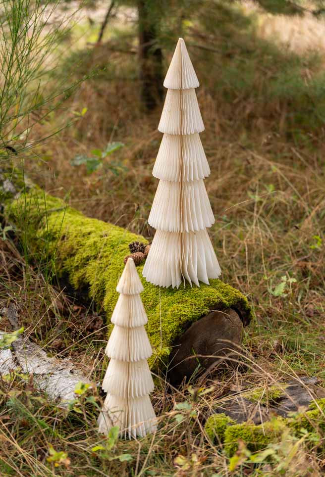 Weihnachtsbaum aus Papier creme/ off-white