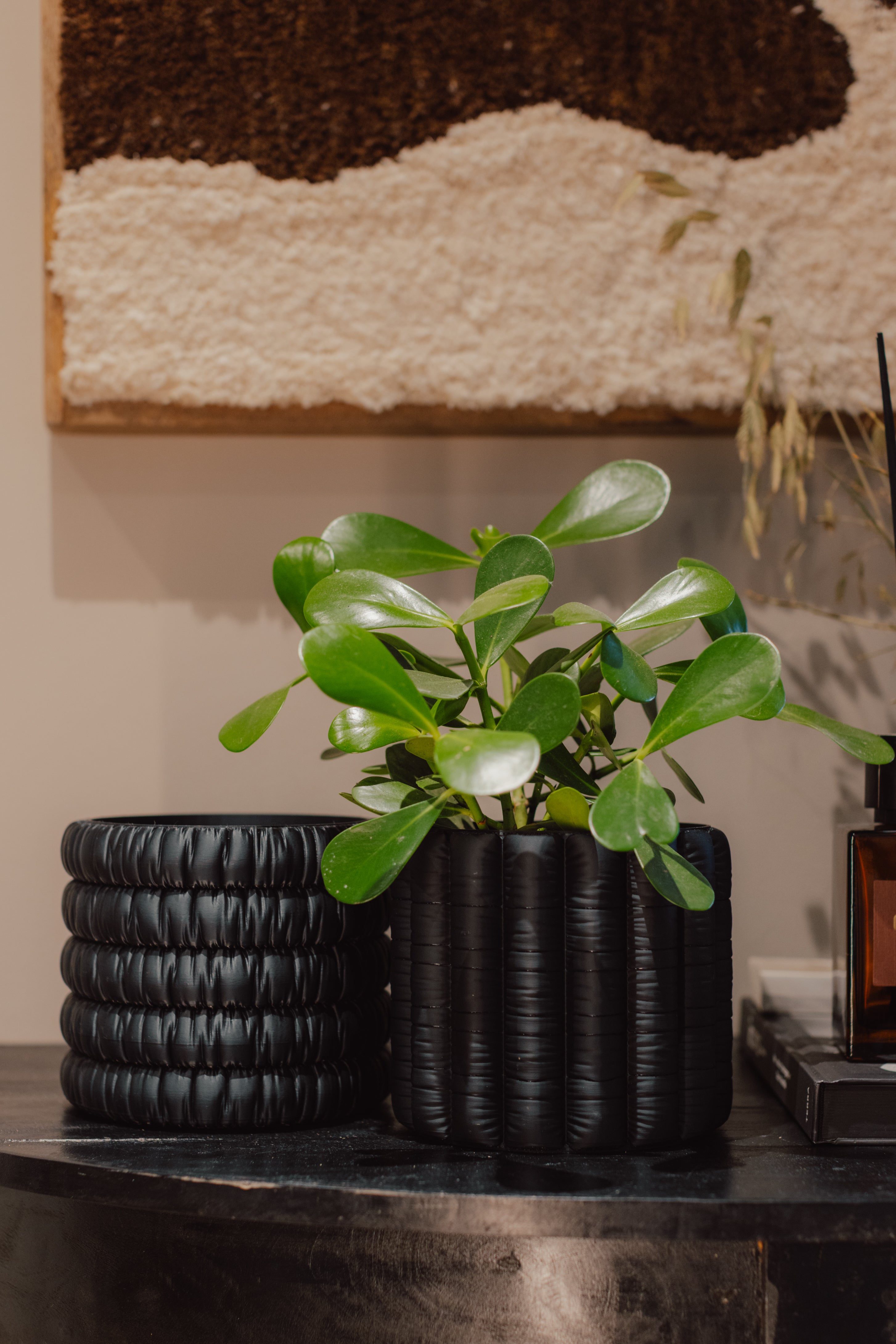 Übertopf Textura Rise schwarz