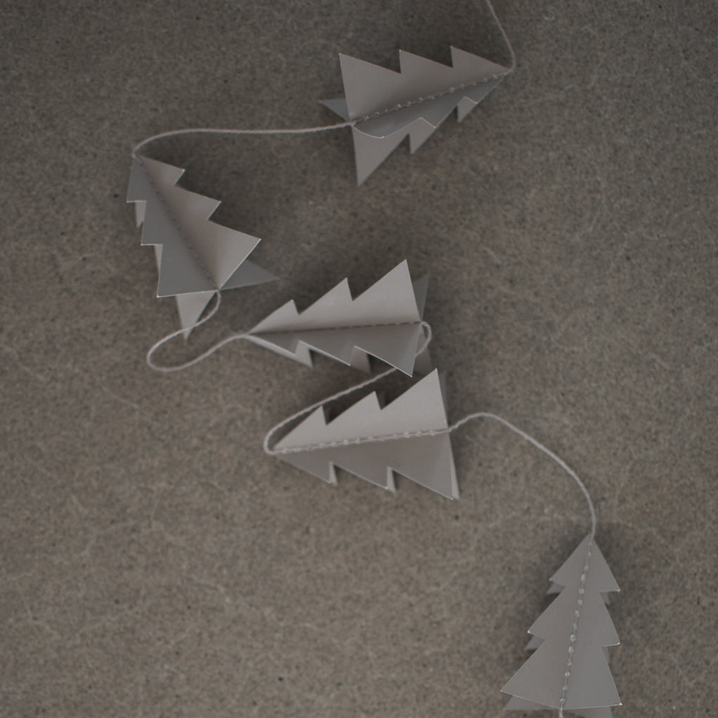 Garland Tree taupe/ grau – Papiergirlande